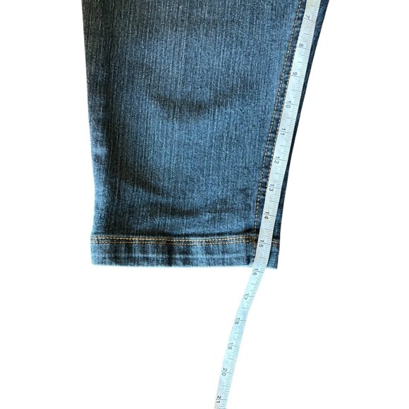 Beau Women's Bermuda Jean Shorts - Picture 7 of 8